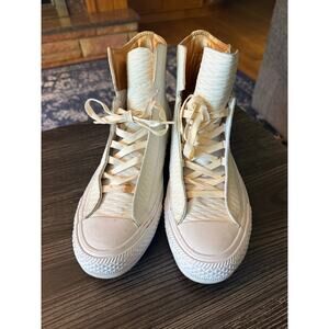 Converse All Star Alpha Hi Sneaker in White Perforated Leather Sz. M9/W7